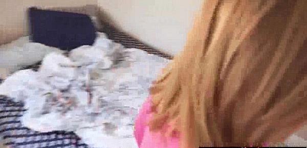  Real Hot GF Performing Amazing Sex On Tape clip-13